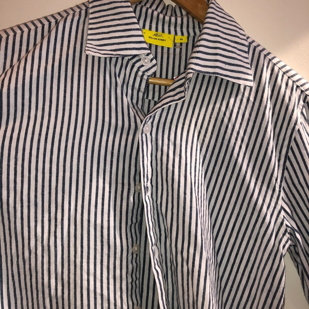 Roller Rabbit Button Down - Picture 4 of 4